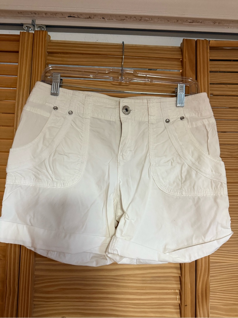 INC International Concepts Cream Roll-Cuff Women's Shorts